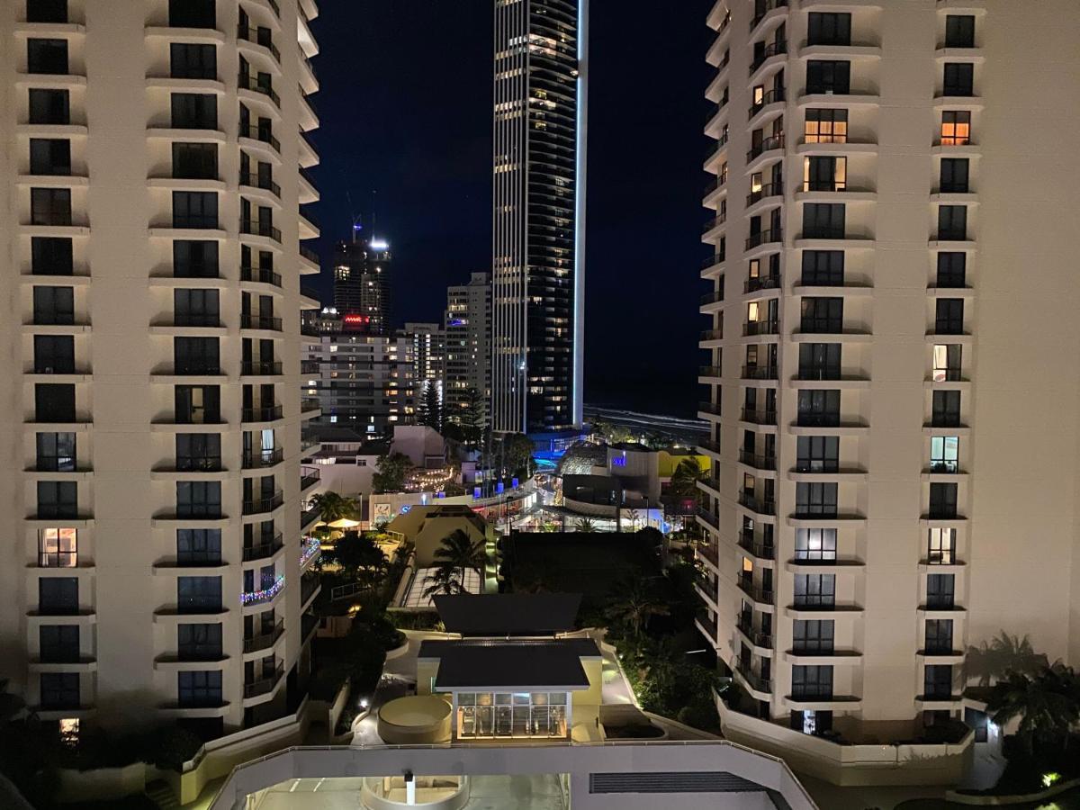 Unit 2 - Spectacular Sea Views In Surfers Paradise Gold Coast Exterior photo