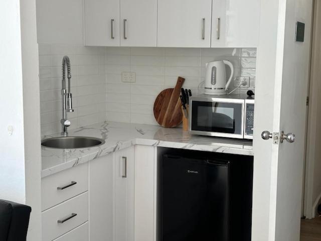 Unit 2 - Spectacular Sea Views In Surfers Paradise Gold Coast Exterior photo